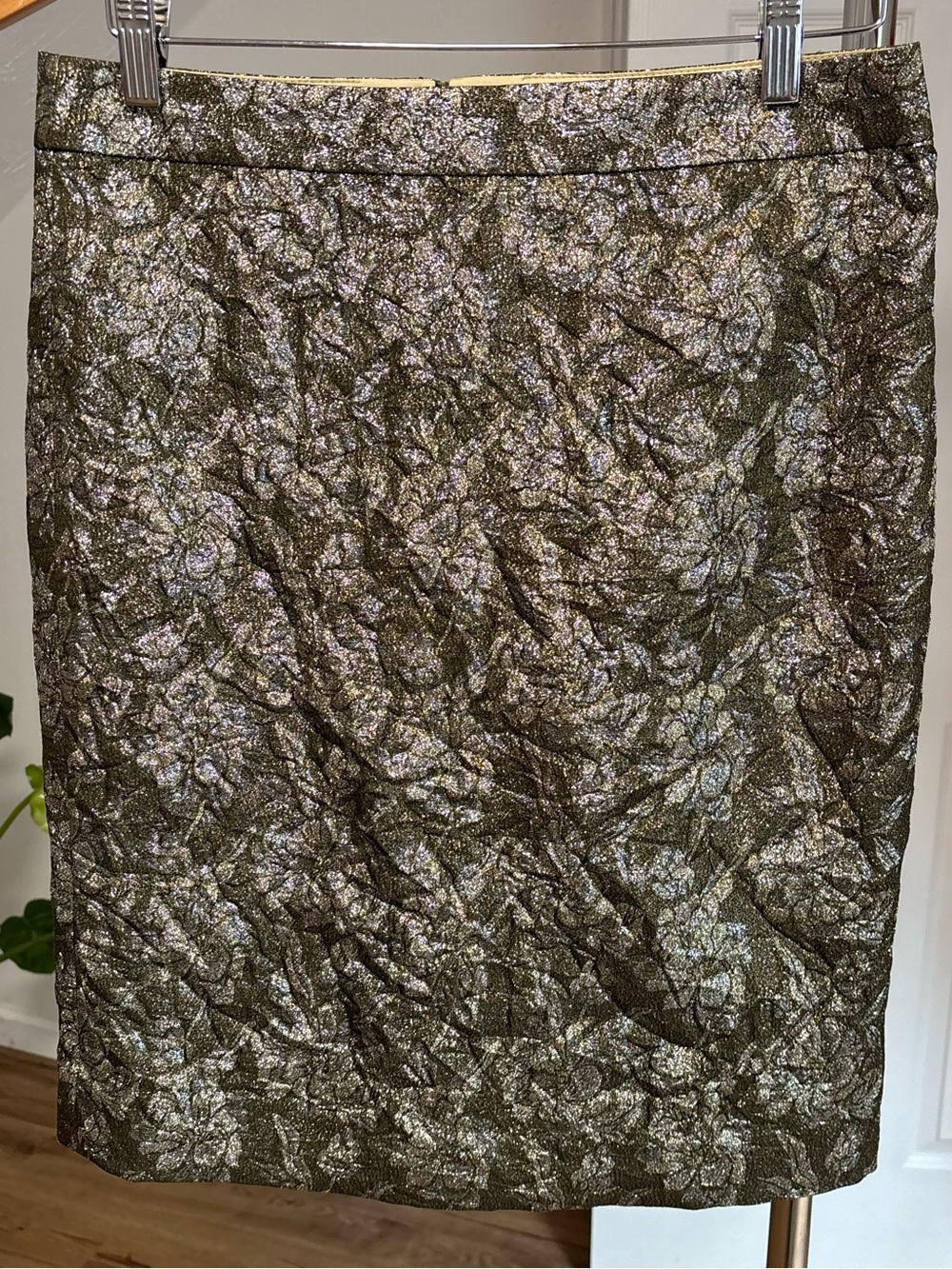 J. Crew silk blend, metallic, floral skirt. Size 6
